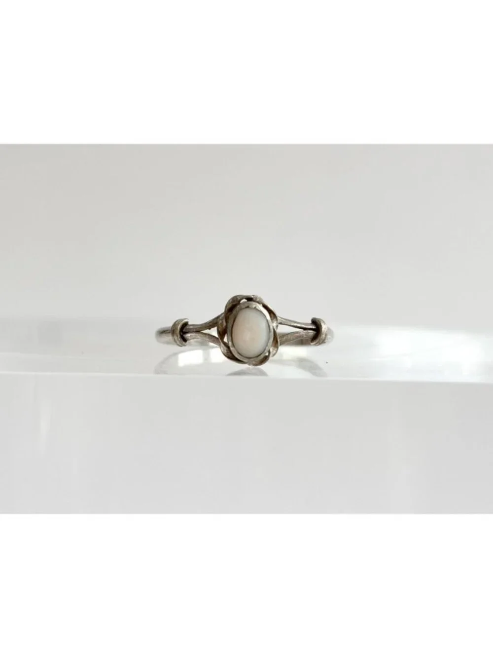 Native American Mother of Pearl Stone Sterling Silver 925 Vintage Ring - sz 6.75